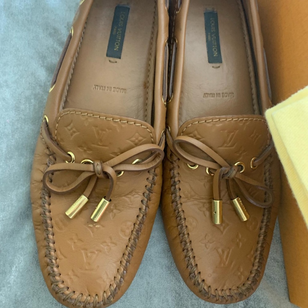 Louis vuitton flats